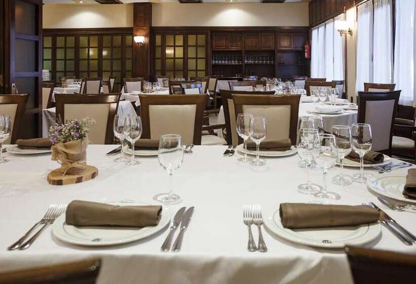 هتل Restaurante Emilio