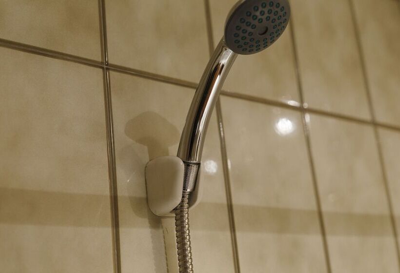 هتل Restaurante Emilio