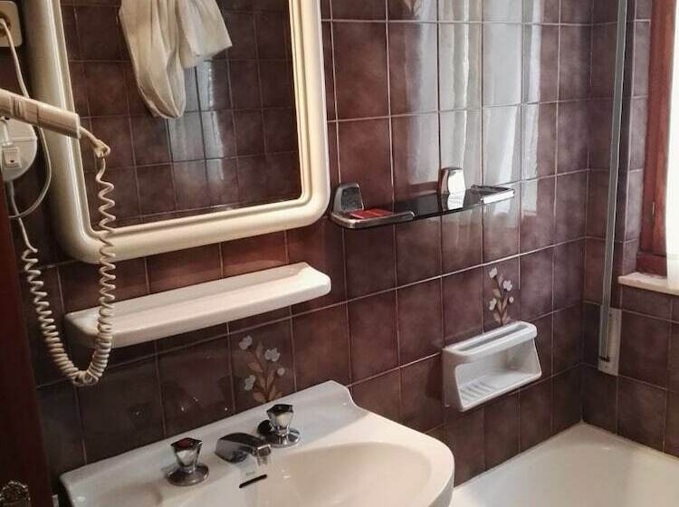 호텔 Restaurante Pertierra