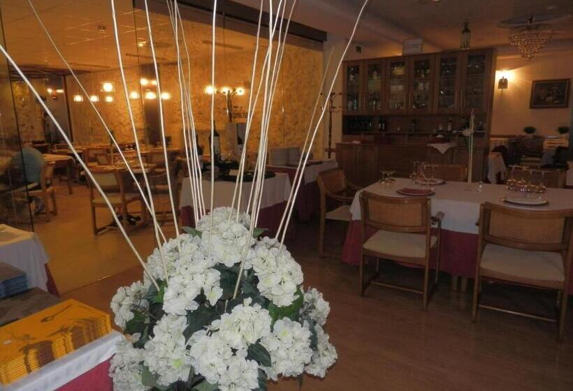 בית מלון כפרי Restaurante Salvadora