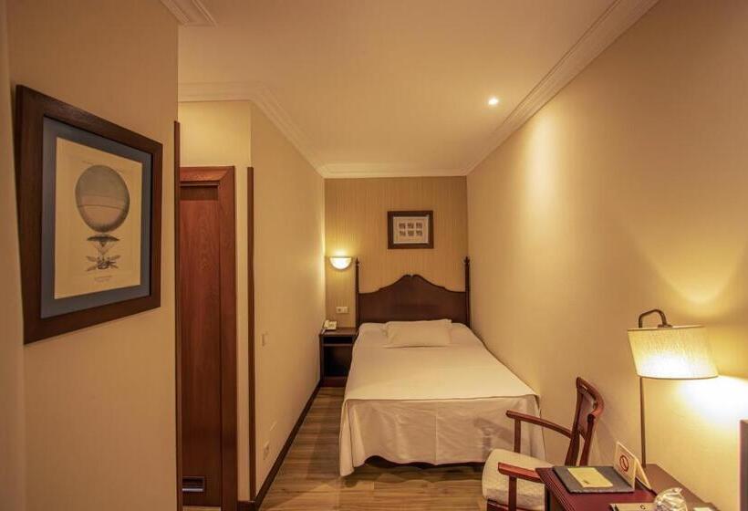 فندق Ribadesella Playa