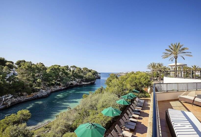 ホテル Robinson Cala Serena