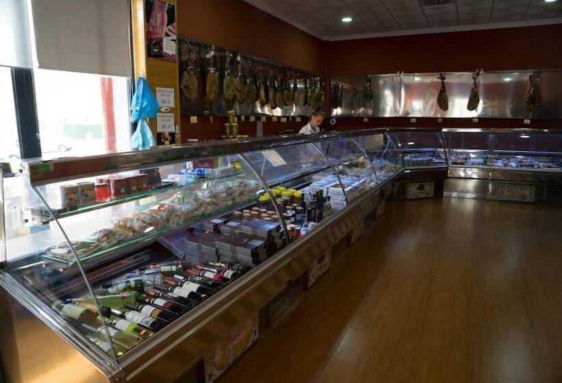 هتل Romero Merida