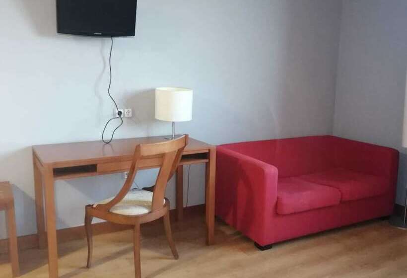 هتل Romero Merida