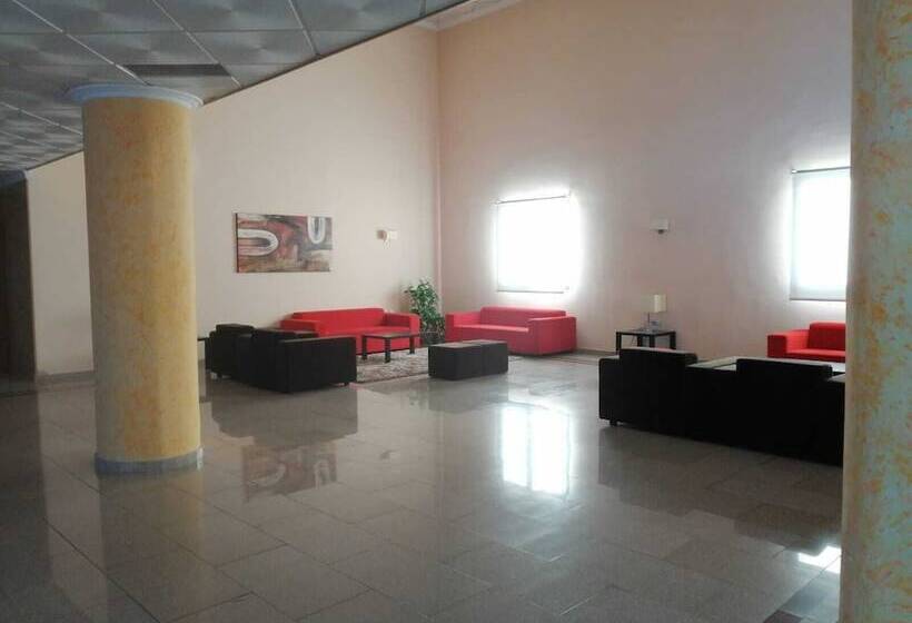 هتل Romero Merida