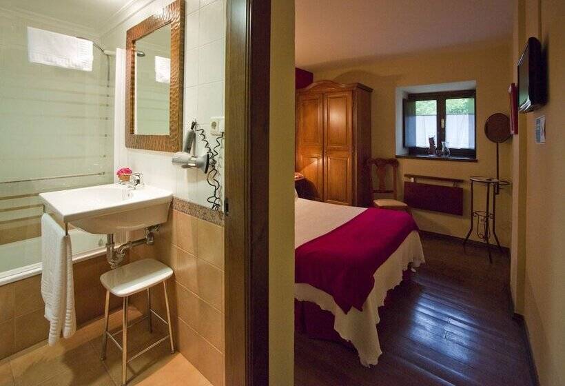 田舎風ホテル Castillo Valdés Salas