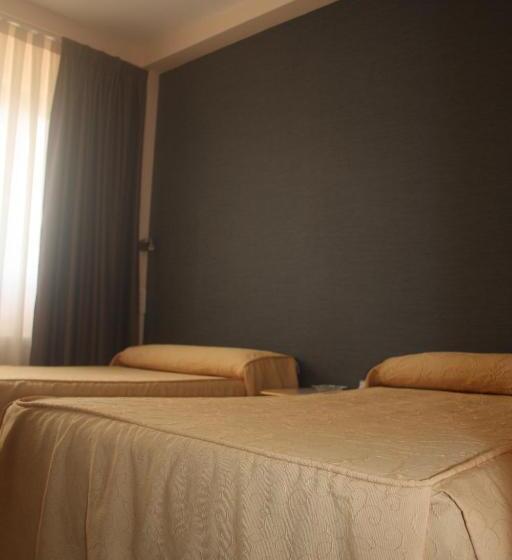 فندق ريفى Lupa