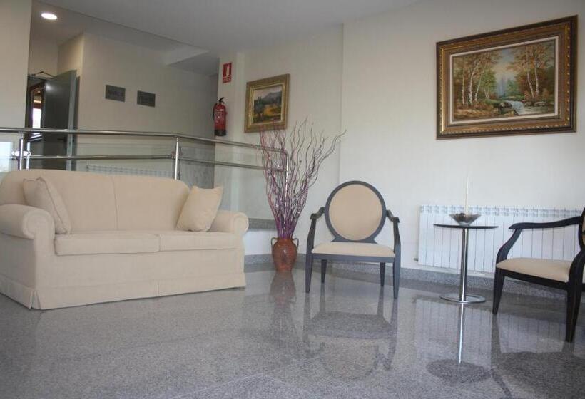 فندق ريفى Lupa