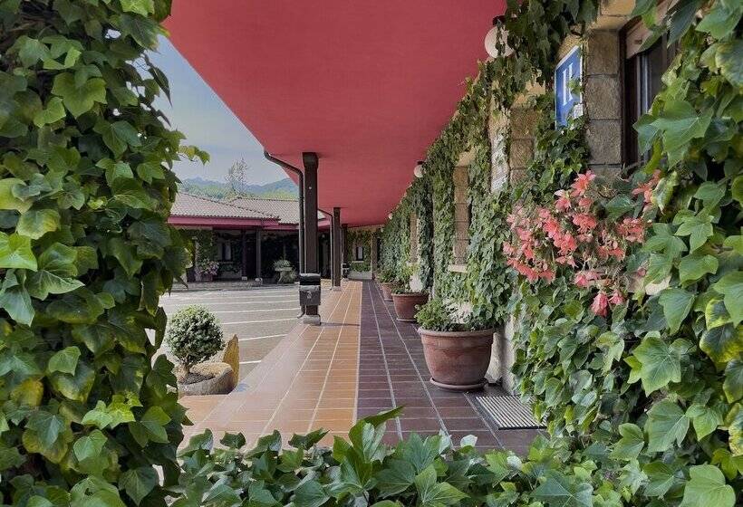 فندق ريفى Rural La Ruta De Cabrales