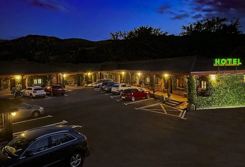 فندق ريفى Rural La Ruta De Cabrales