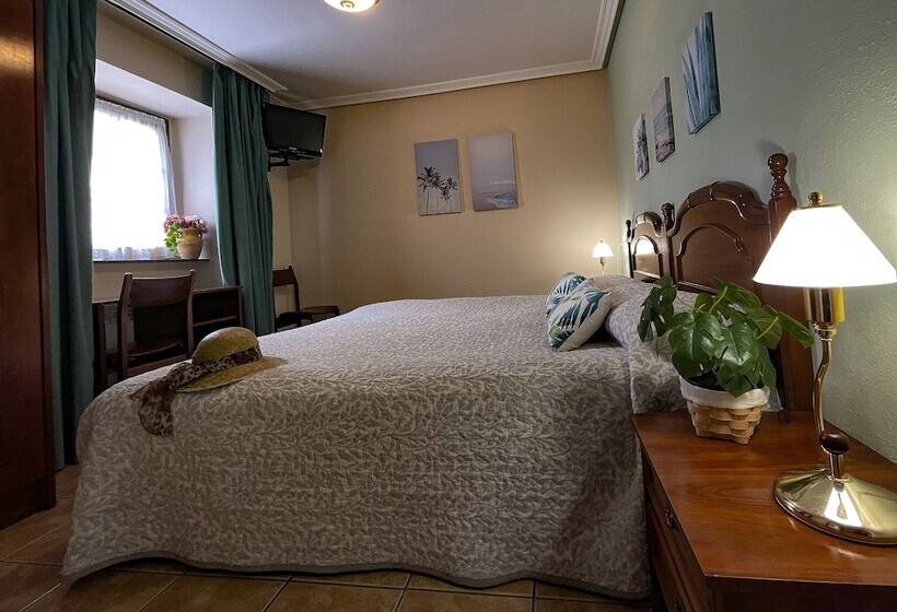 فندق ريفى Rural La Ruta De Cabrales