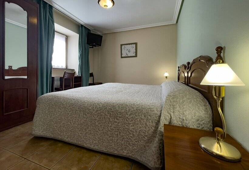 فندق ريفى Rural La Ruta De Cabrales