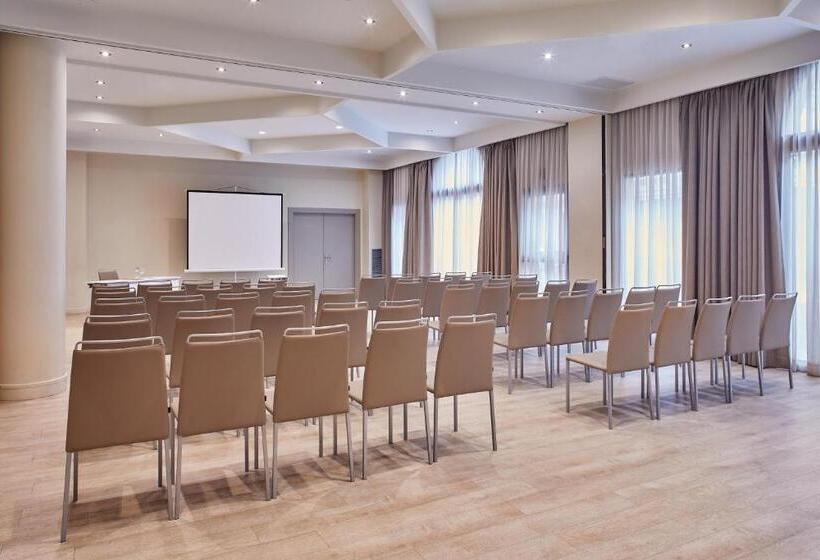 فندق Silken Ciudad De Vitoria