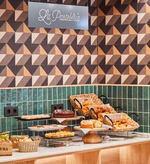 فندق Silken Ciudad De Vitoria