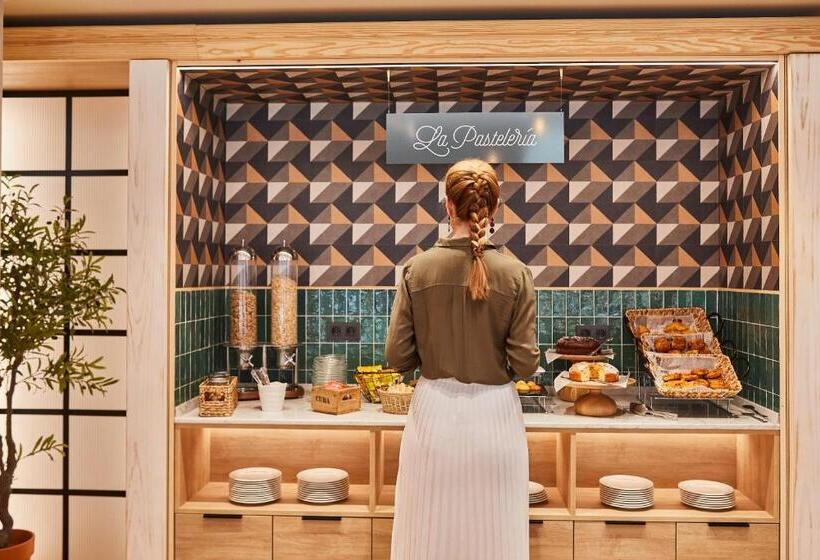 فندق Silken Ciudad De Vitoria