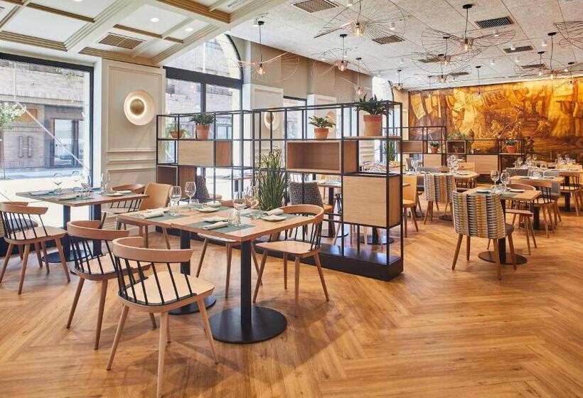 فندق Silken Ciudad De Vitoria