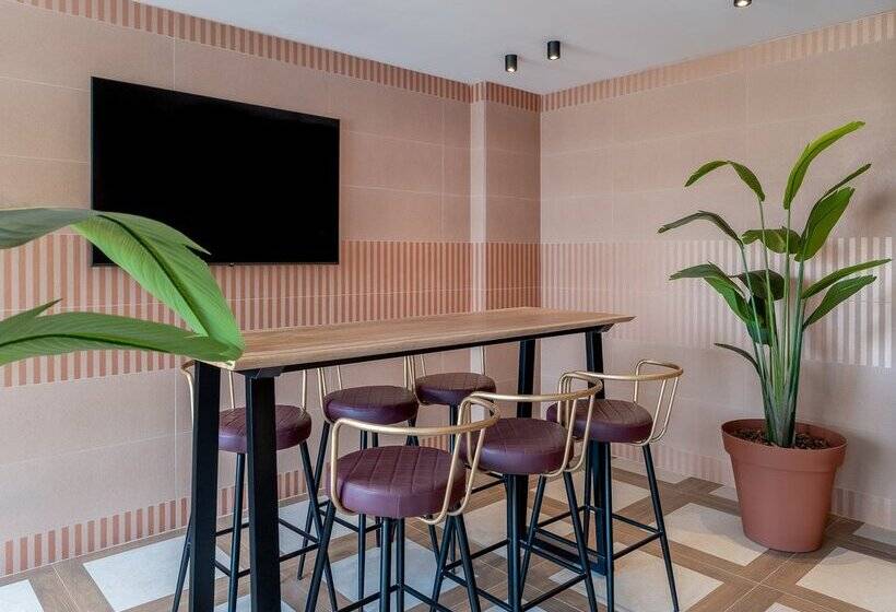 בית מלון כפרי tent Arenal