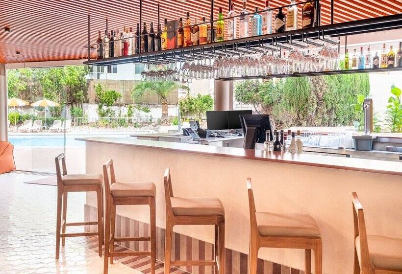 בית מלון כפרי tent Arenal