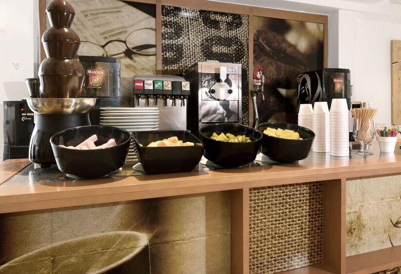 בית מלון כפרי Thb Gran Playa  Adults Only