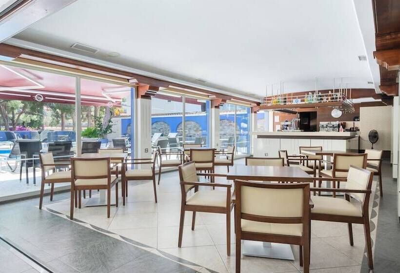 Отель Torre Azul & Spa  Adults Only