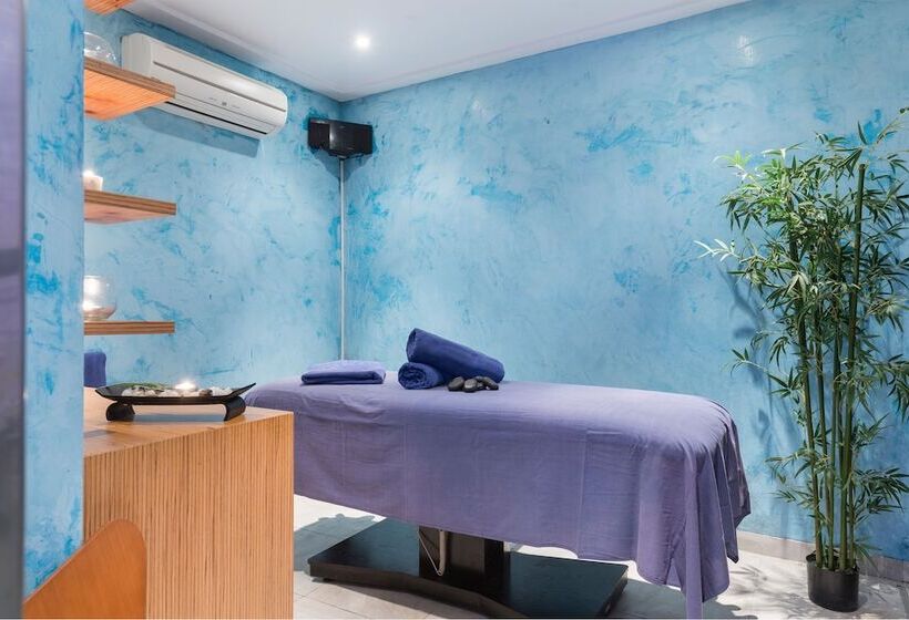 Отель Torre Azul & Spa  Adults Only