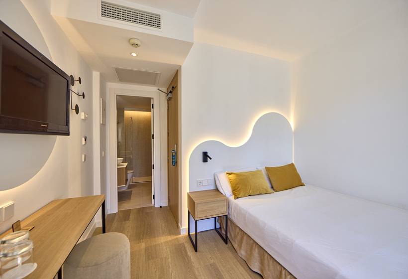 Universal Hotel Bikini