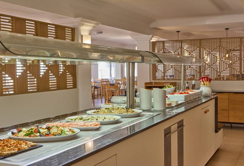 Universal Hotel Bikini