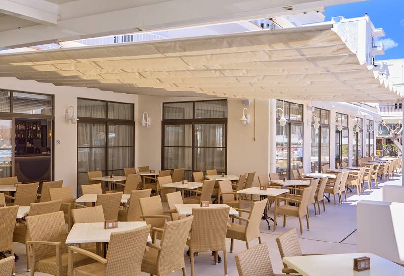 Universal Hotel Bikini