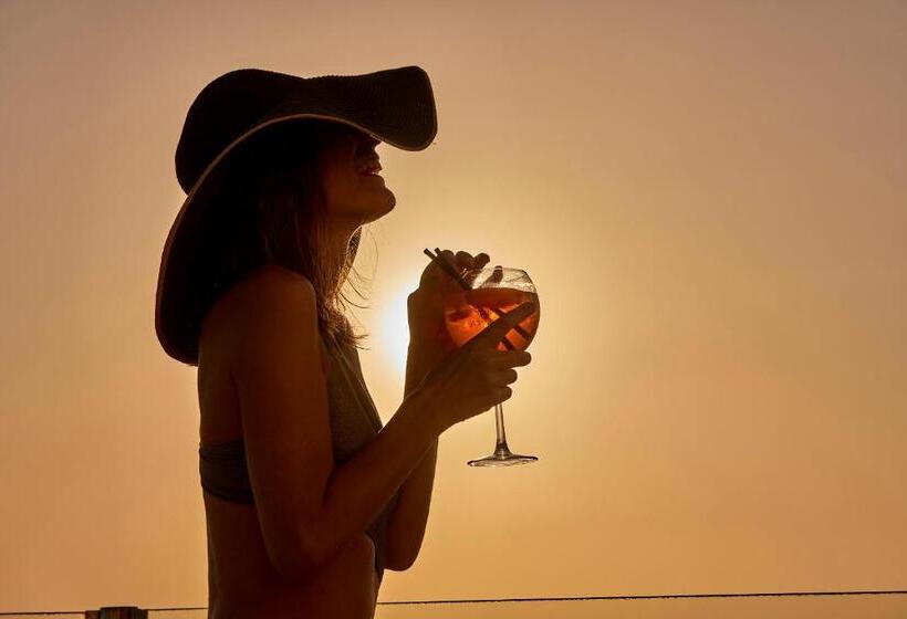 Universal Hotel Cabo Blanco Adults Only