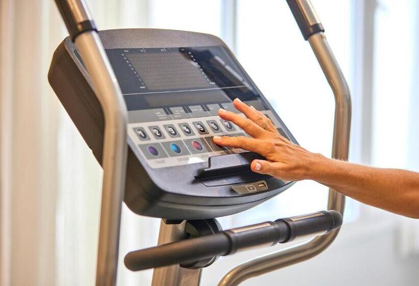 Universal Hotel Cabo Blanco Adults Only