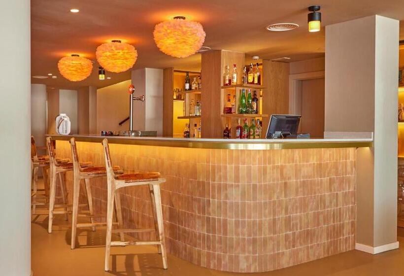 Universal Hotel Cabo Blanco Adults Only