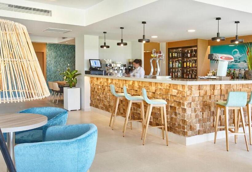 Universal Hotel Castell Royal