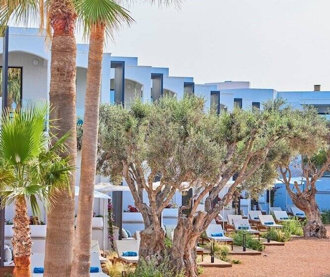 هتل Universal Grand Leon & Spa