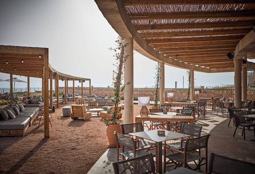 هتل Universal Grand Leon & Spa