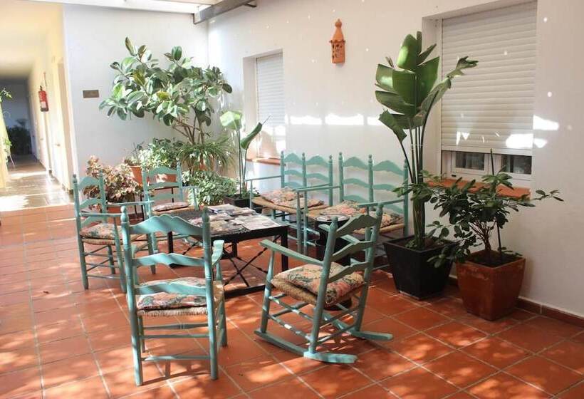 هتل Varinia Serena  Balneario De Alange