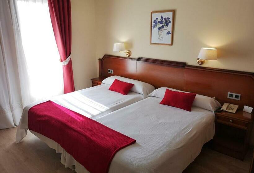 Отель Y Casona El Carmen