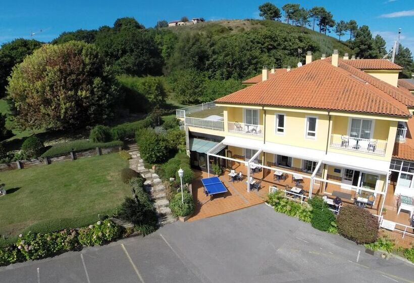 Отель Y Casona El Carmen