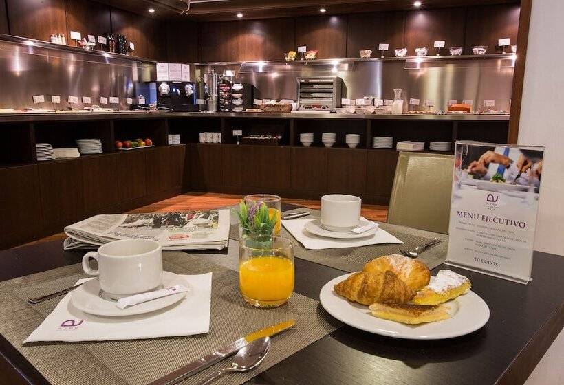 ホテル Zentral Ramiro I