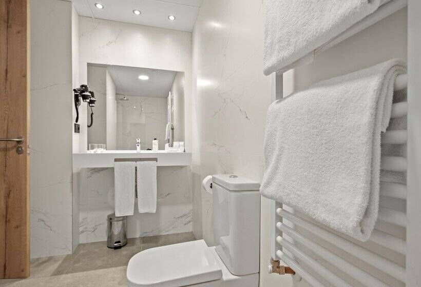 ホテル Zentral Ramiro I