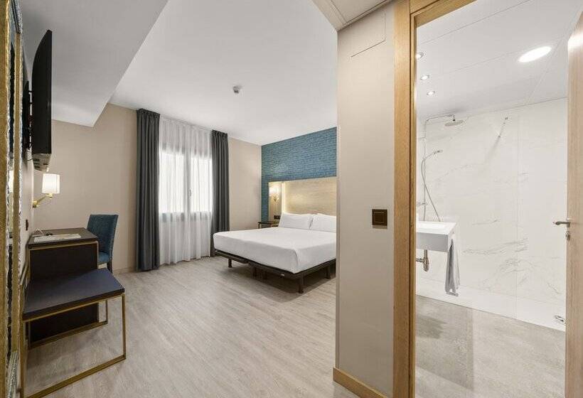 ホテル Zentral Ramiro I