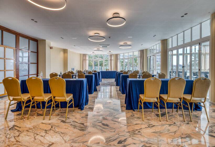 Ohtels Gran Hotel Almeria