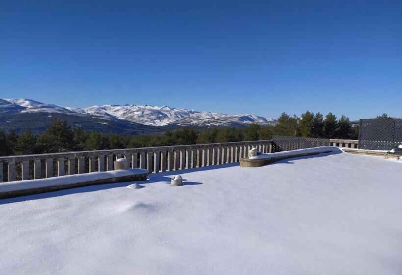 Parador De Gredos