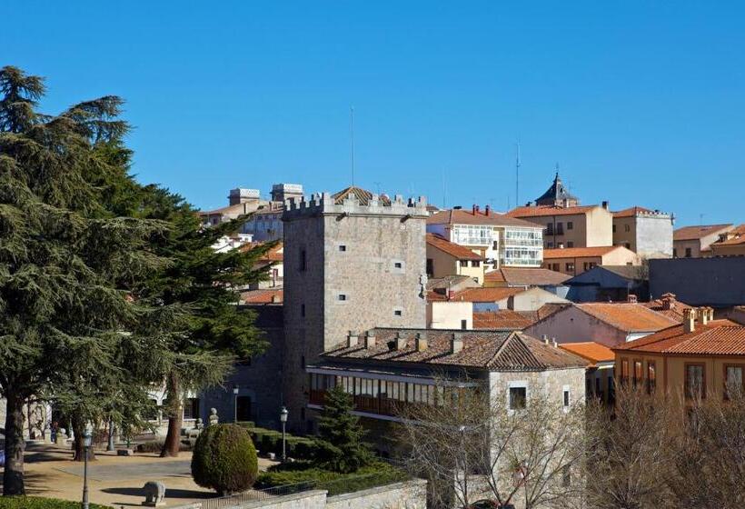 Parador De Avila