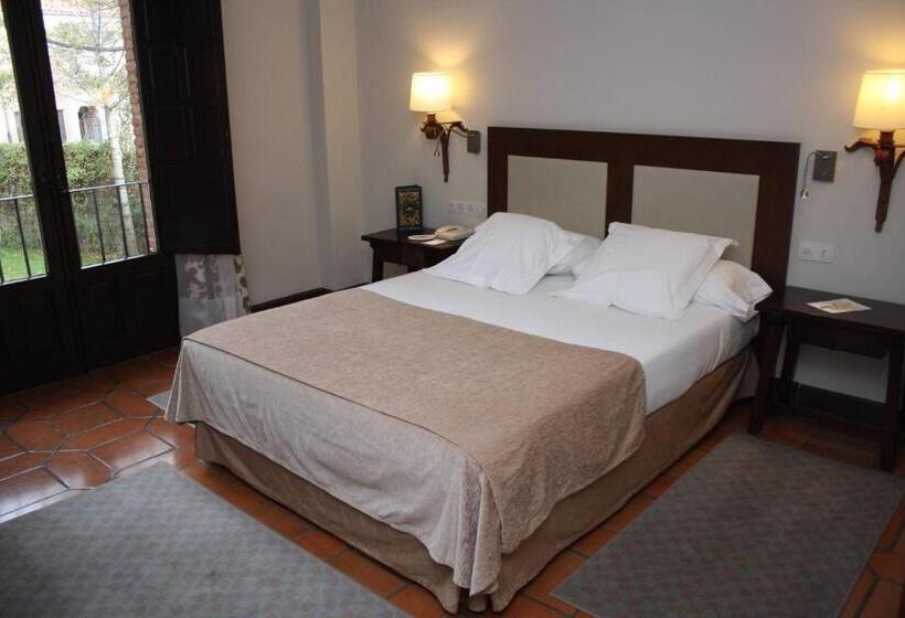 Parador De Avila