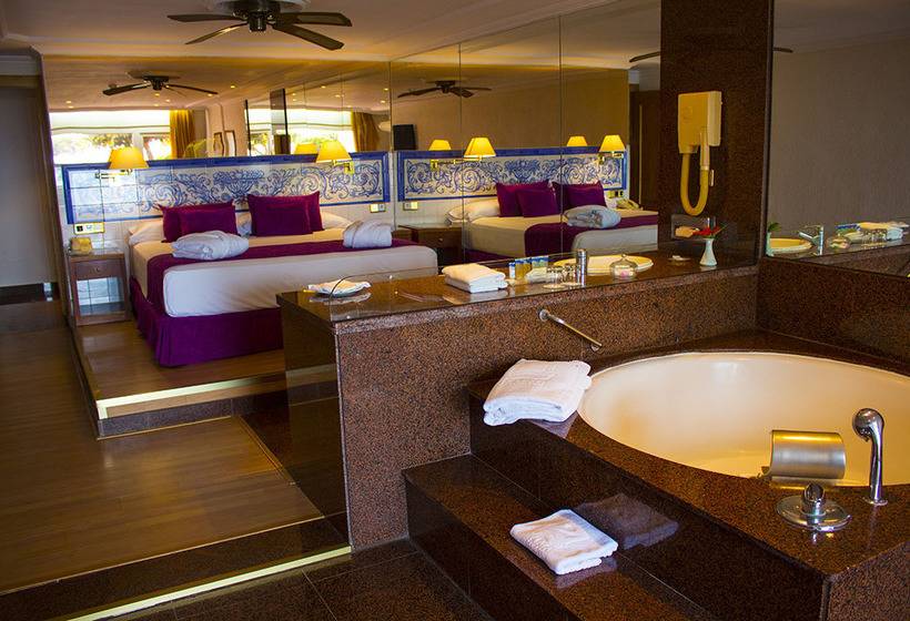 هتل Playacapricho