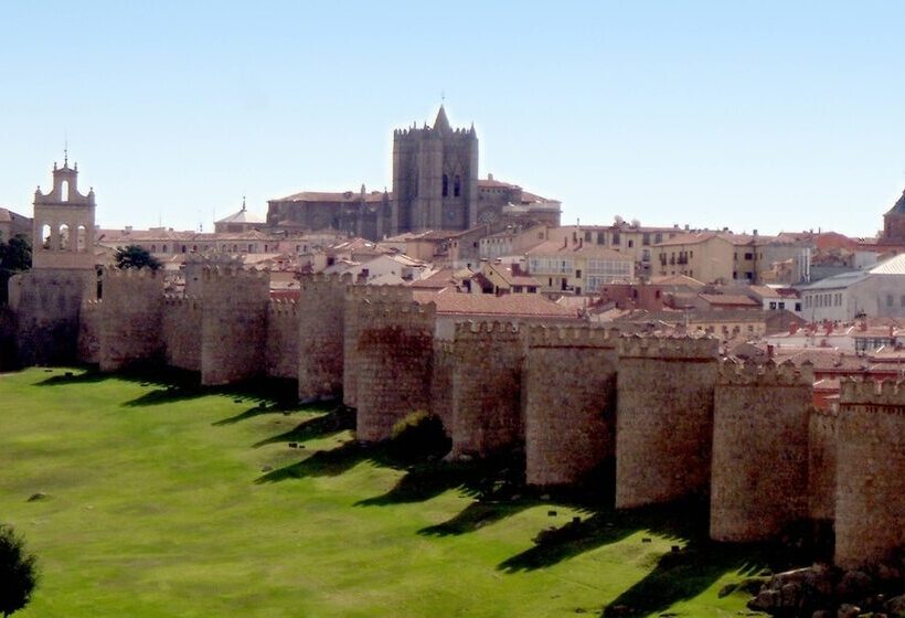 Sercotel Cuatro Postes