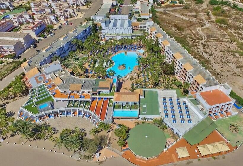 فندق Playavera