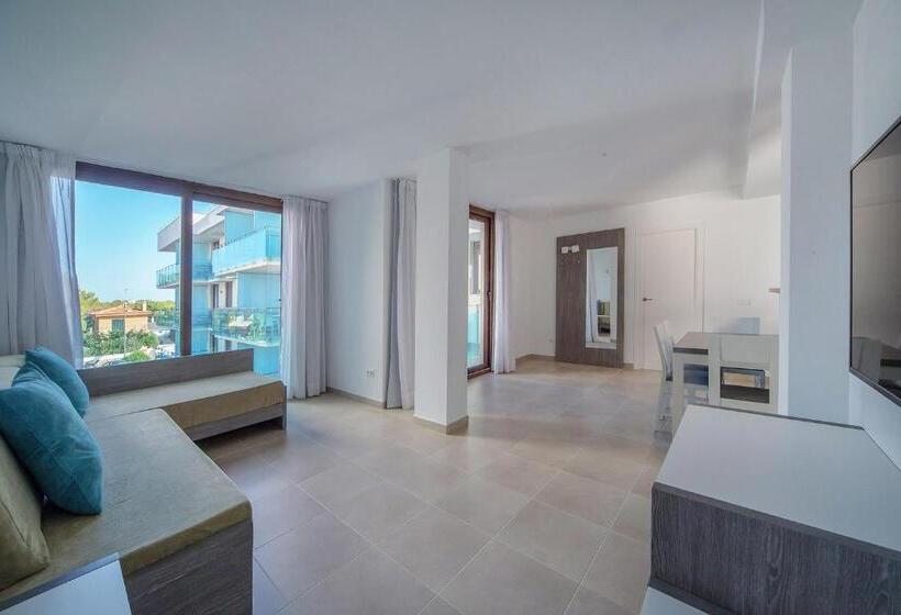 Aparthotel Ferrer Skyline