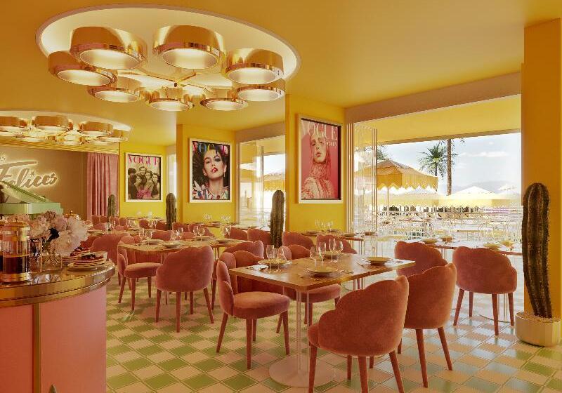 Apart Flats Friends Tropicana