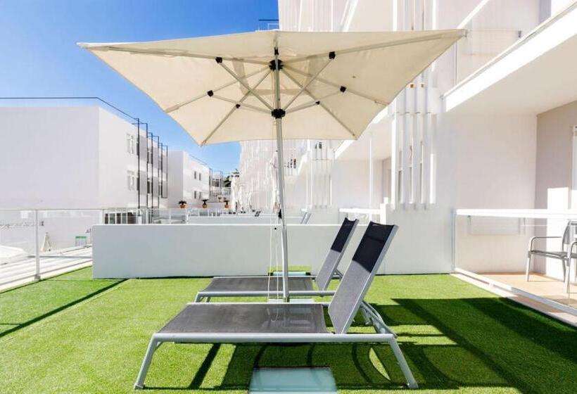 Aparthotel y Hotel Paguera Beach